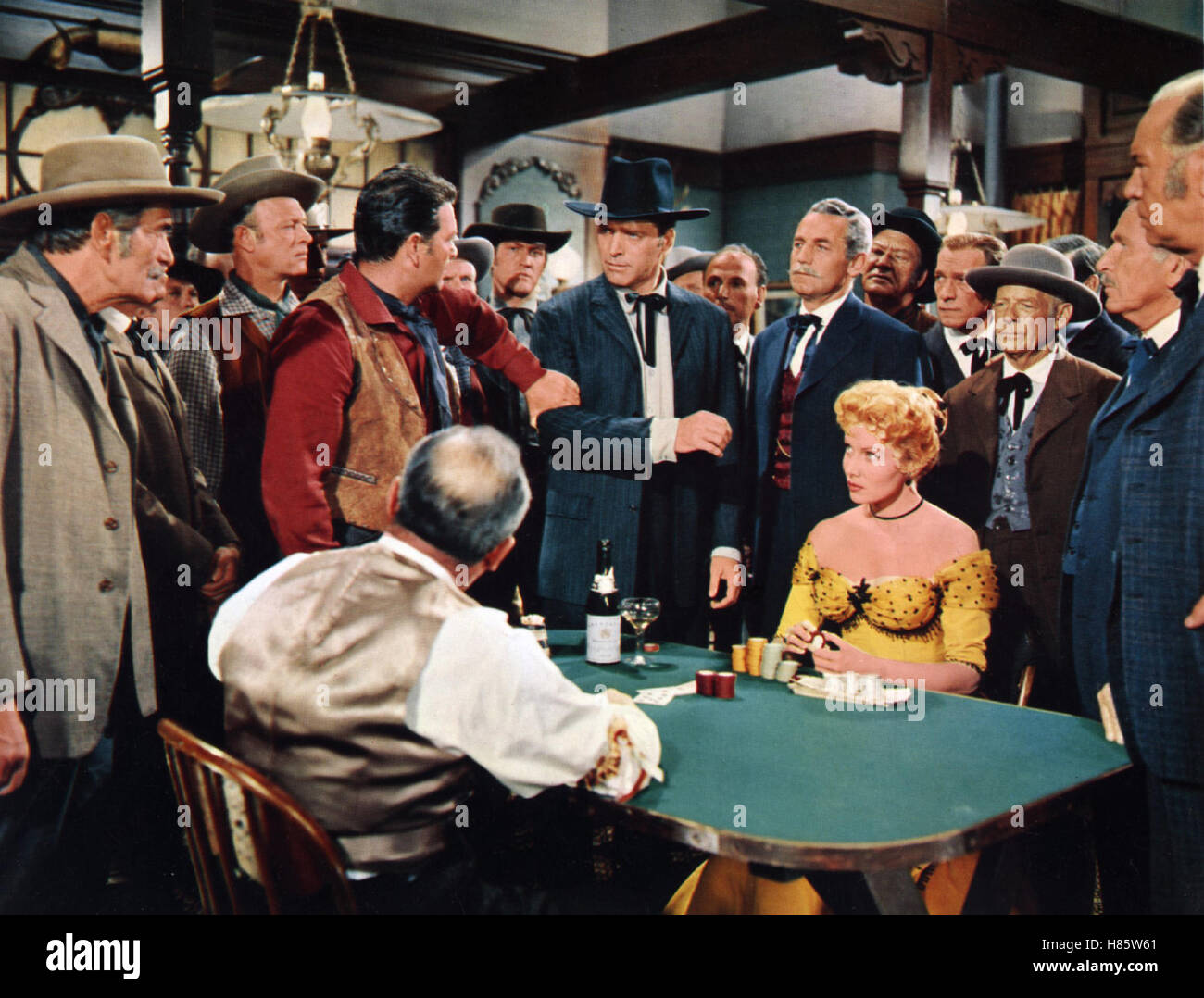 Zwei rechnen ab (tiroteo en el O.K. CORRAL) USA 1957, Regie: John Sturges, Burt Lancaster (mi), Rhonda FLEMING Foto de stock