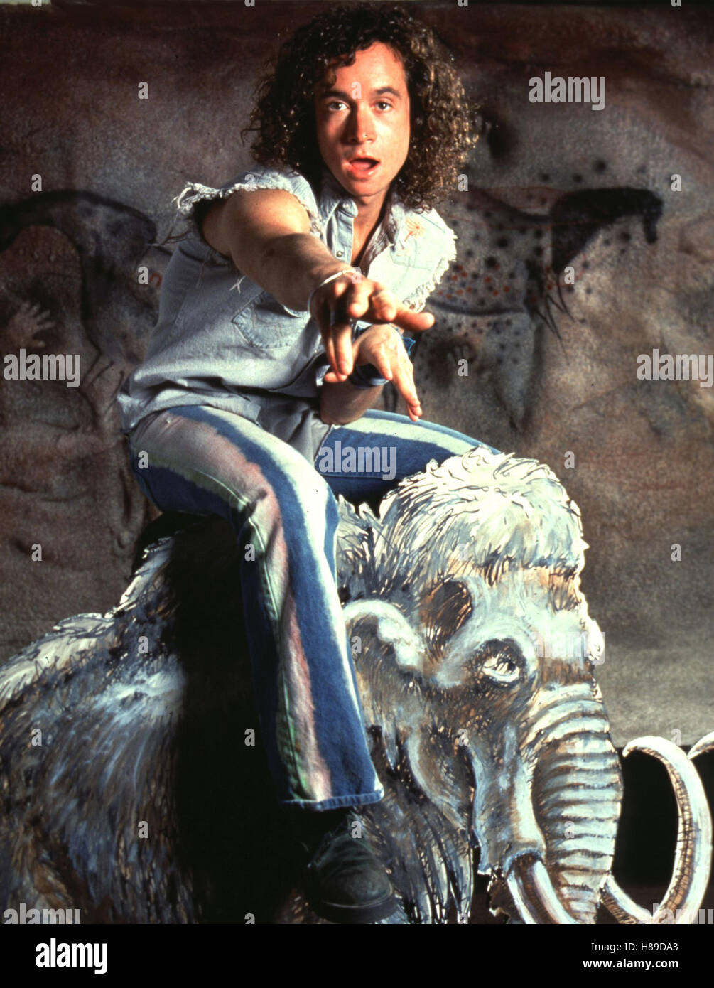 Junior Steinzeit, (hombre de Encino / HOMBRE DE CALIFORNIA) USA 1992, Regie: Les Mayfield, Pauly Shore, Stichwort: Elefante Foto de stock