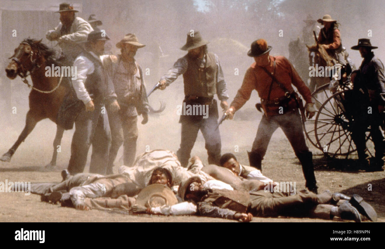 Wer mit dem Teufel reitet, (paseo con el diablo) USA 1999, Regie: Ang Lee, Szene, Stichwort: Erschießen, Waffe, revólver, Pferd, Tote, Opfer Foto de stock