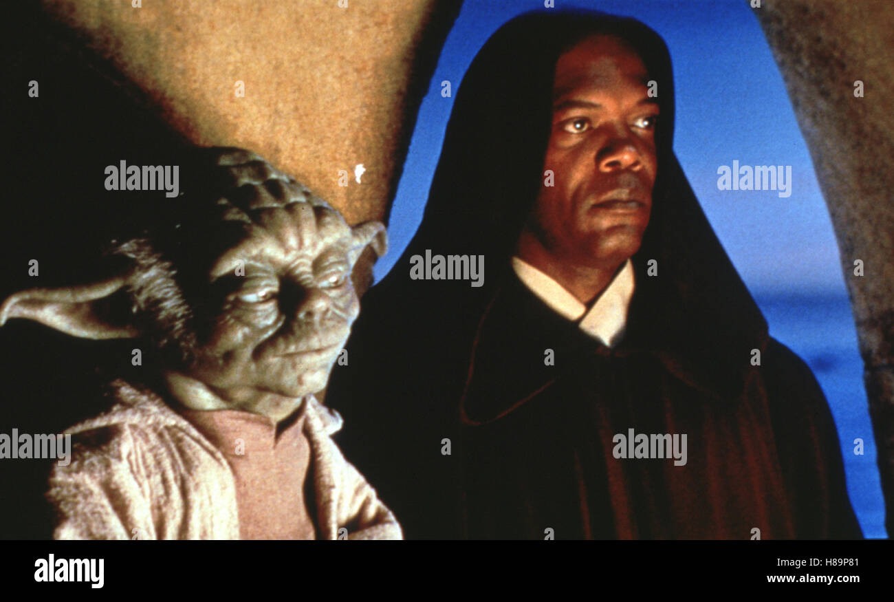 La guerra de las Galaxias (Star Wars: Episodio 1 - La Amenaza fantasma) USA  1999, Regie: George Lucas, Yoda, Samuel Jackson Fotografía de stock - Alamy