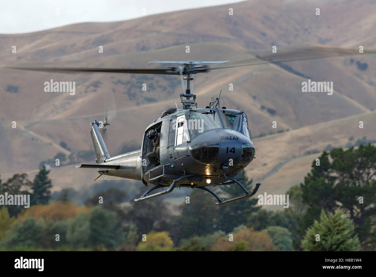 La Real Fuerza Aérea de Nueva Zelandia (RNZAF) Bell UH-1H Iroquois helicóptero Foto de stock