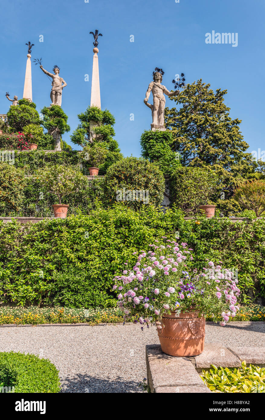 Jardín Adosado Del Palazzo Borromeo En Isola Bella, Lago Maggiore, Piamonte, Italia Foto de stock