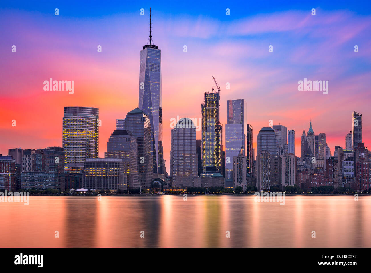 El distrito financiero de la ciudad de Nueva York al amanecer. Foto de stock