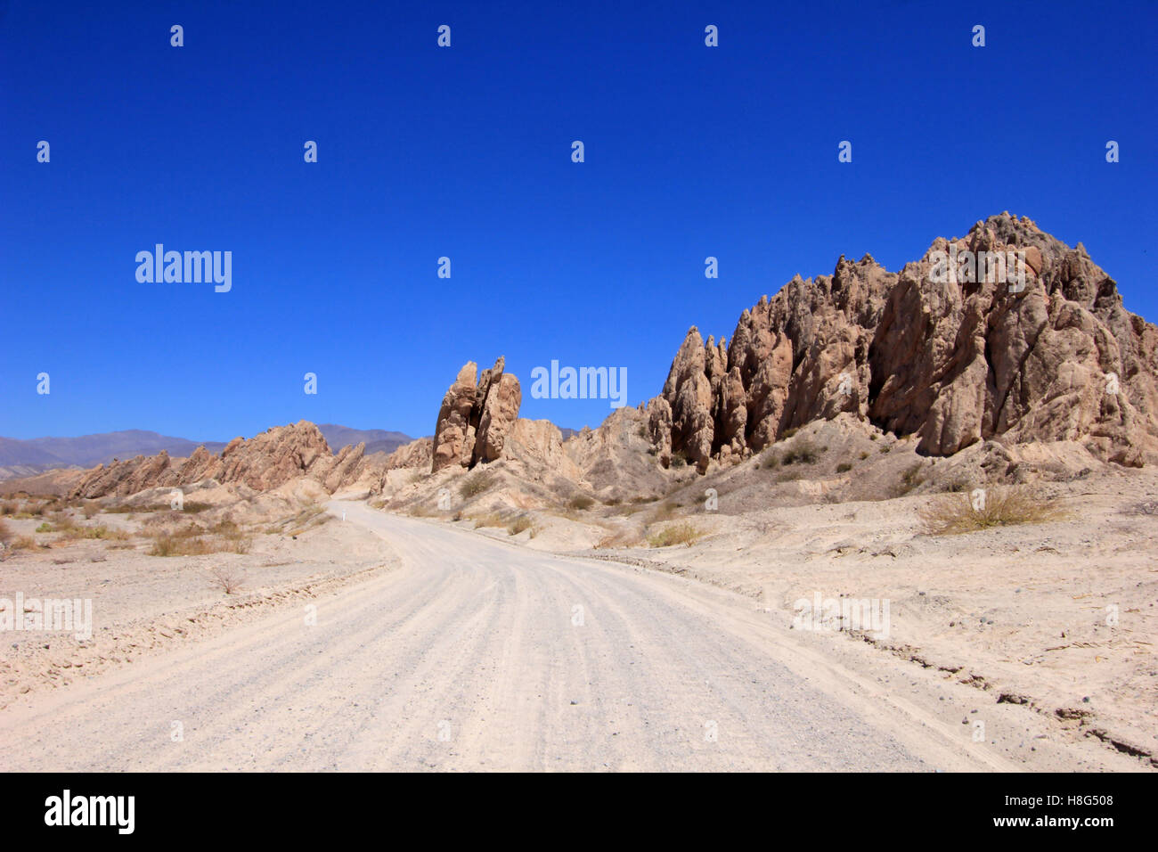 La ruta nacional 40, la quebrada de las Flechas, flechas rotas, Cafayate, Salta, Argentina Foto de stock