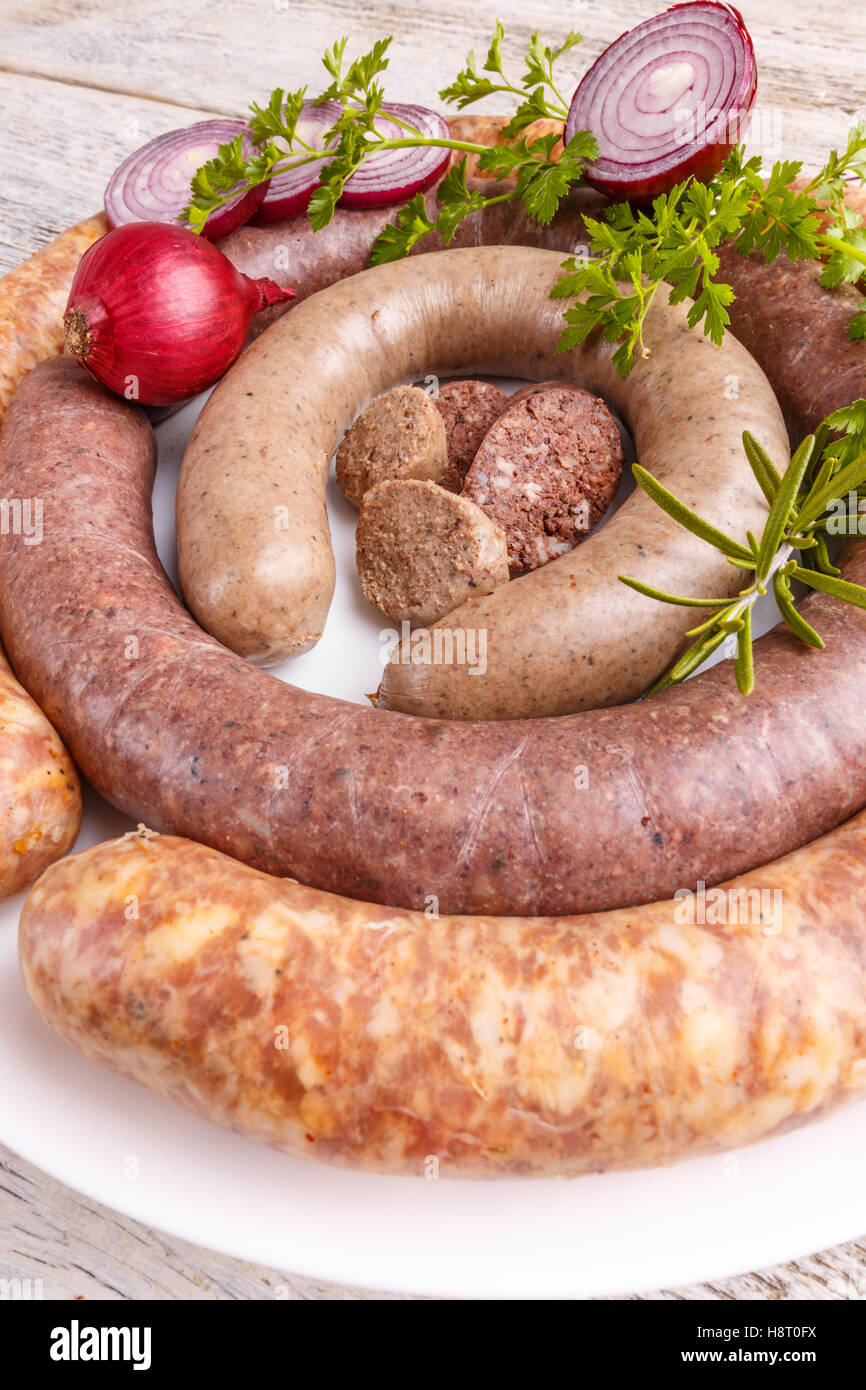 Hecho en casa de morcilla, chorizo y morcilla blanca Foto de stock