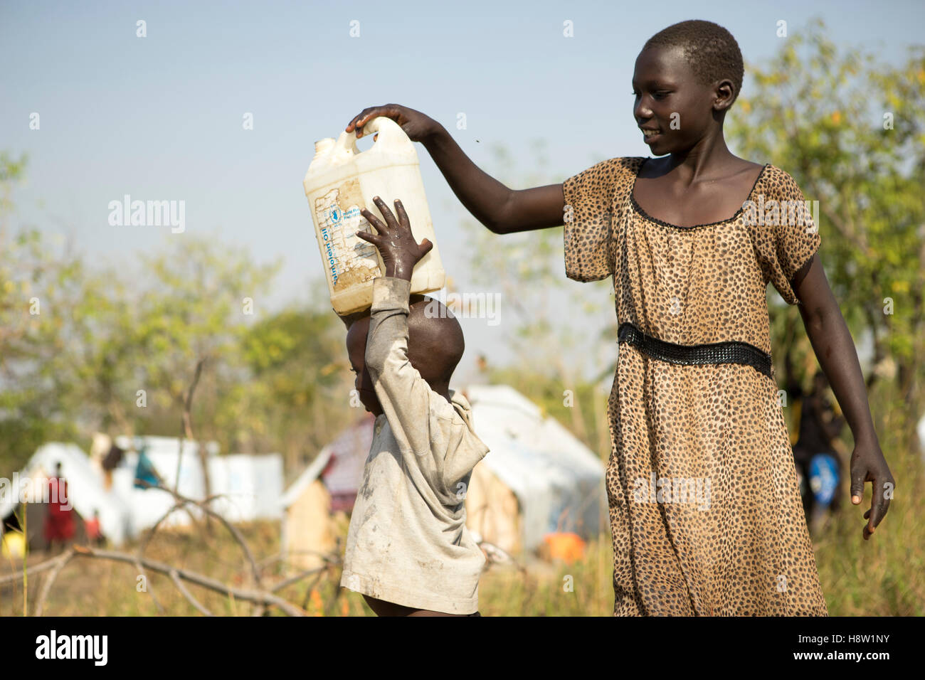 Agogo, campamentos del ACNUR para los refugiados desde South-Sudan, situado a 5 km de la ciudad de Adjumani en North-Uganda. Nov, 2016. Foto de stock