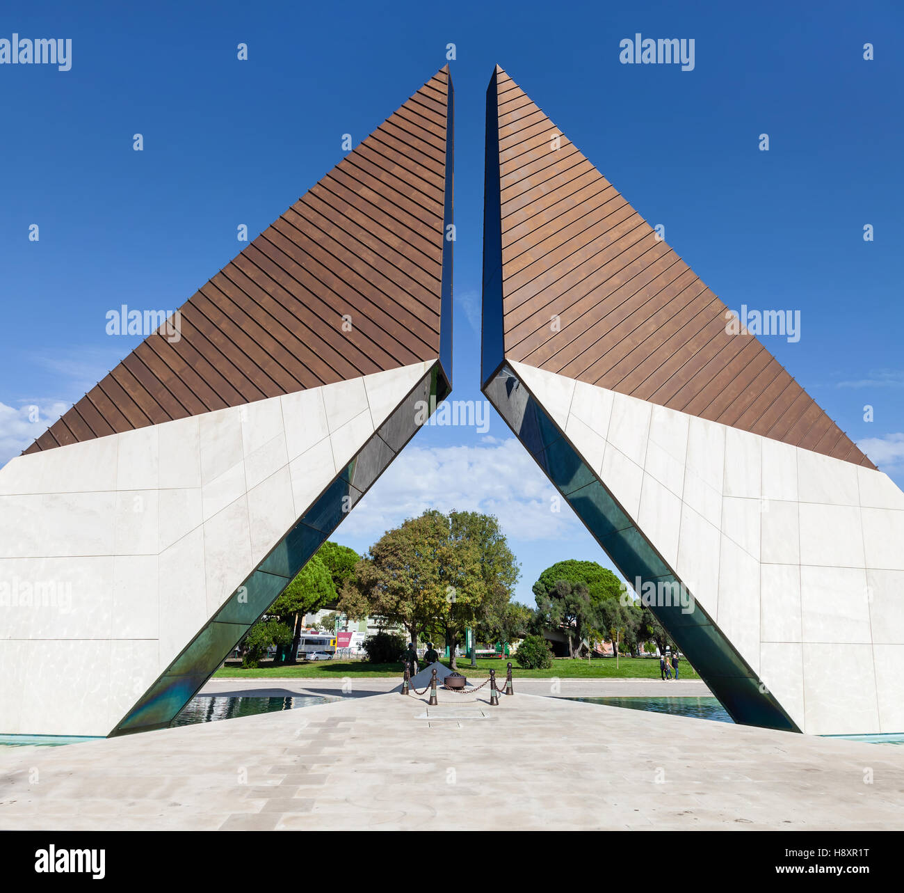 Monumento aos Combatentes do Ultramar. Monumento construido para recordar el militar portugués caídos en la guerra colonial de África. Foto de stock