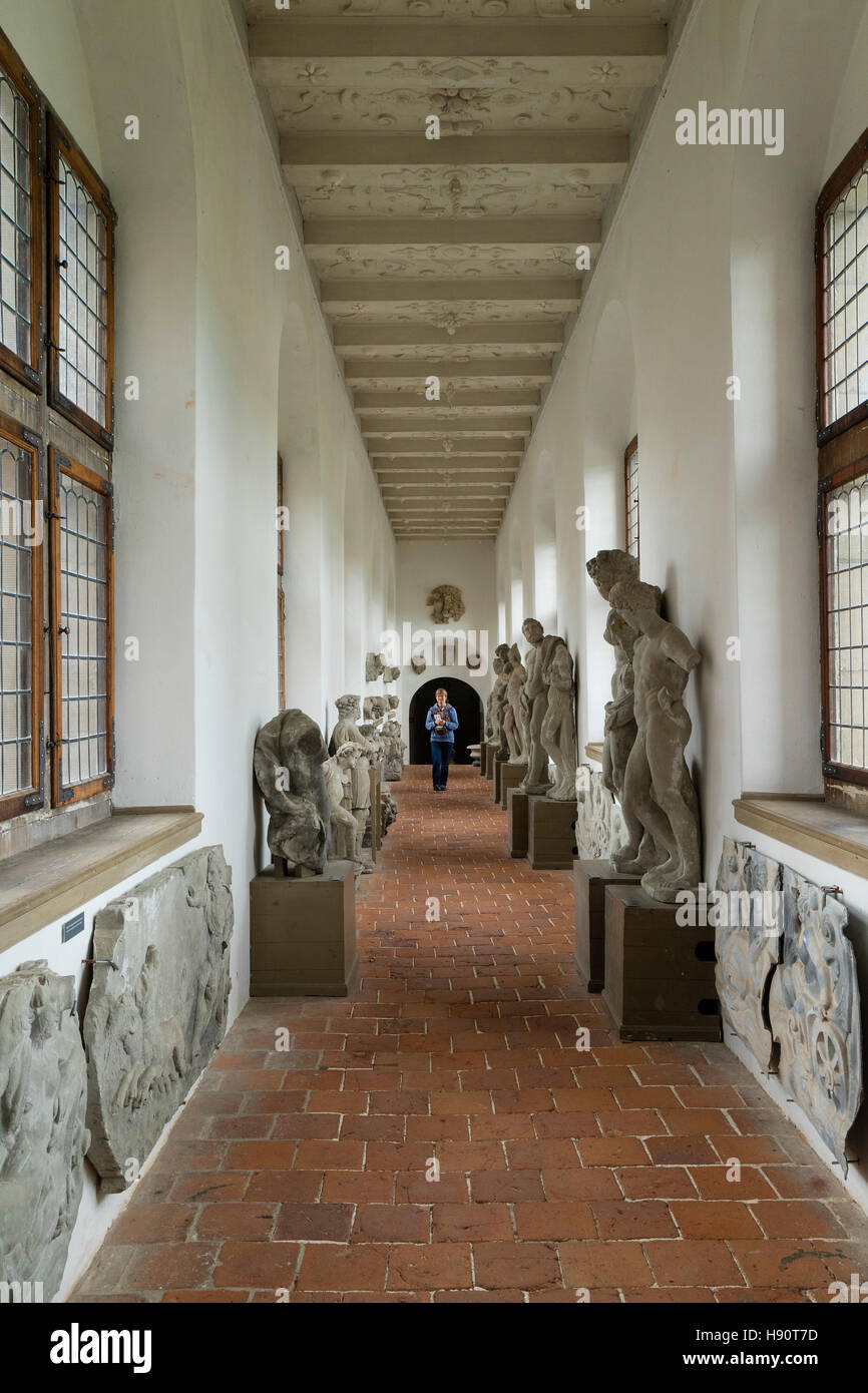 Esculturas originales en el Castillo de Frederiksborg en Hillerod, Dinamarca Foto de stock