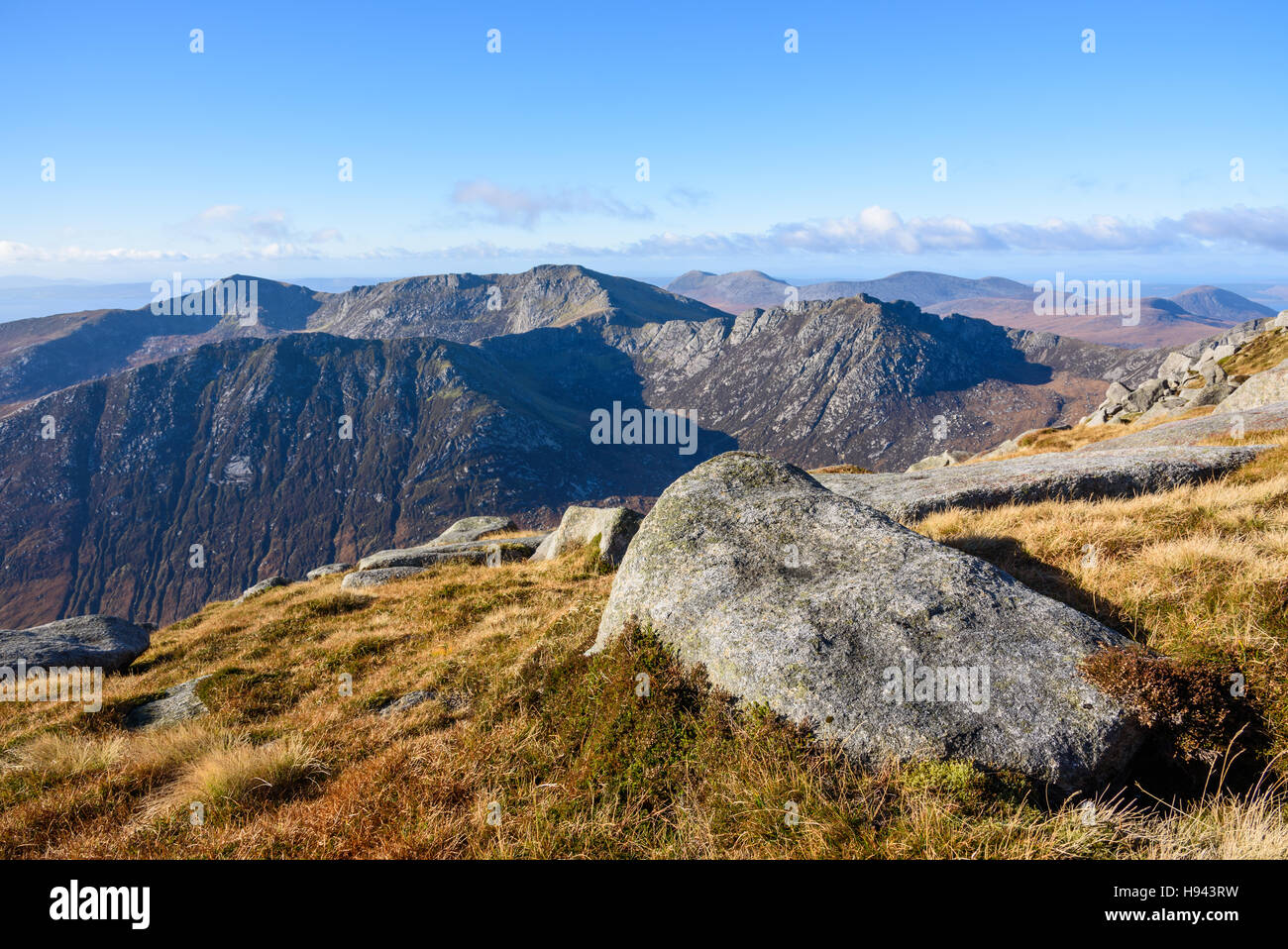 Vista desde la parte superior de Goatfell, Isle of Arran, North Ayrshire, Escocia Foto de stock