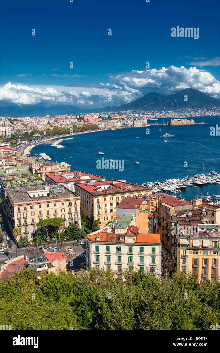 Nápoles y el Vesuvio, Italia Foto de stock