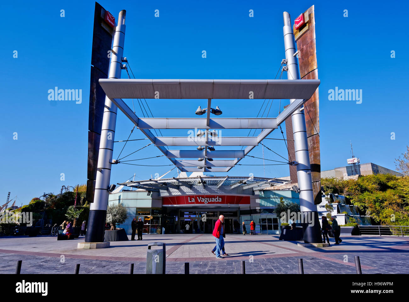 Madrid shopping mall fotografías e imágenes de alta resolución - Página 2 -  Alamy
