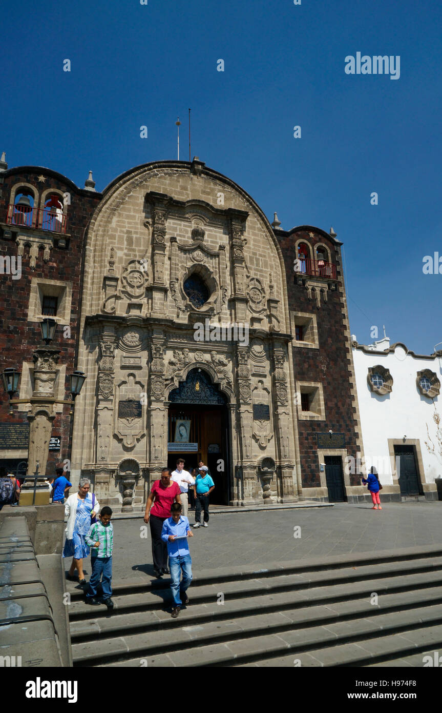 Iglesia del Cerrito en la cima de una colina en la Basílica de nuestra  Señora de Guadalupe, Ciudad de México, México Fotografía de stock - Alamy