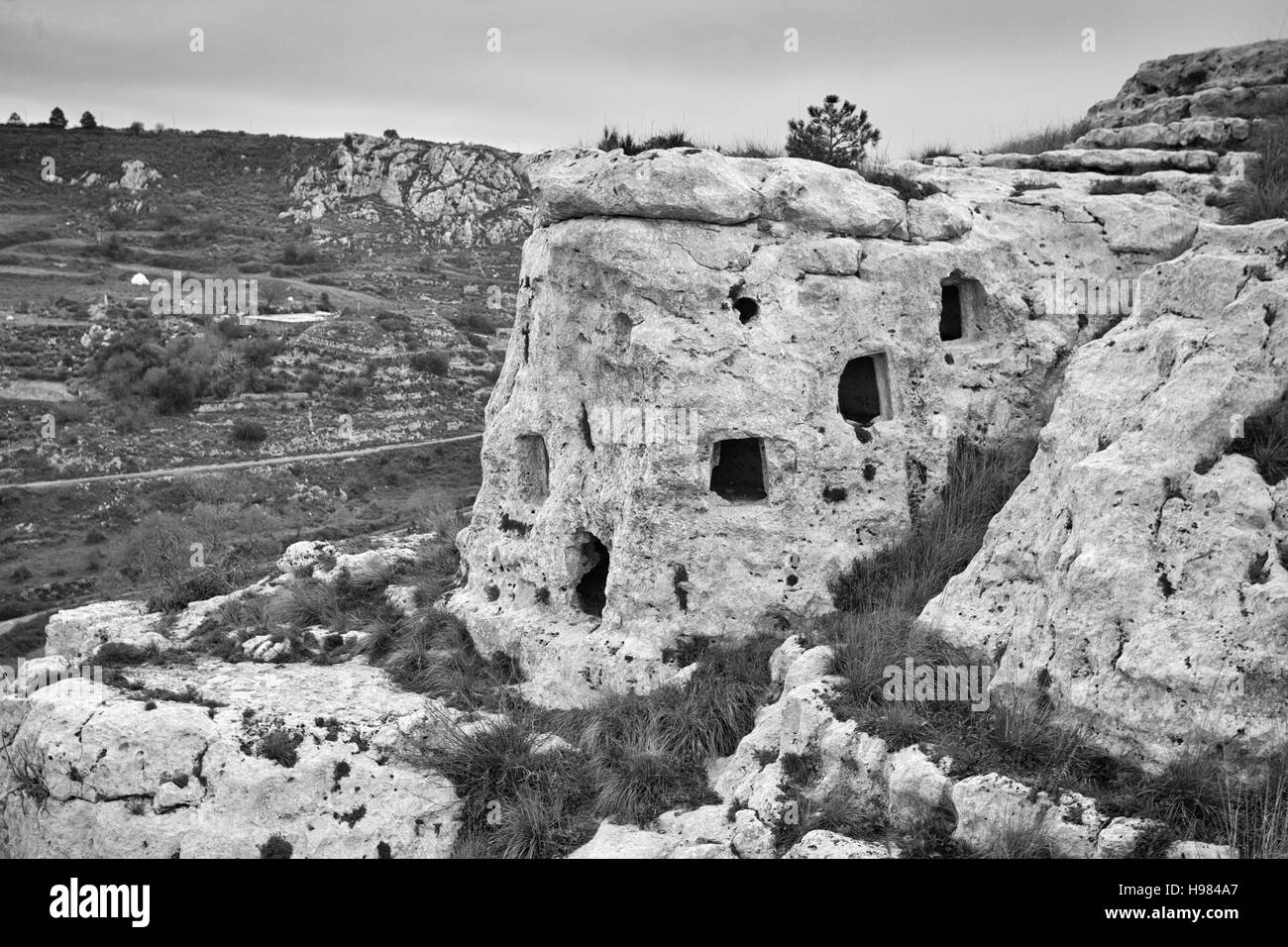 Arquitectura de tumbas sepulcrales fotografías e imágenes de alta