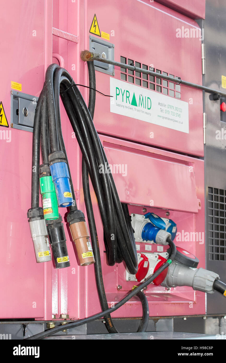 Generador Diesel auxiliar para alimentación eléctrica exterior Foto de stock