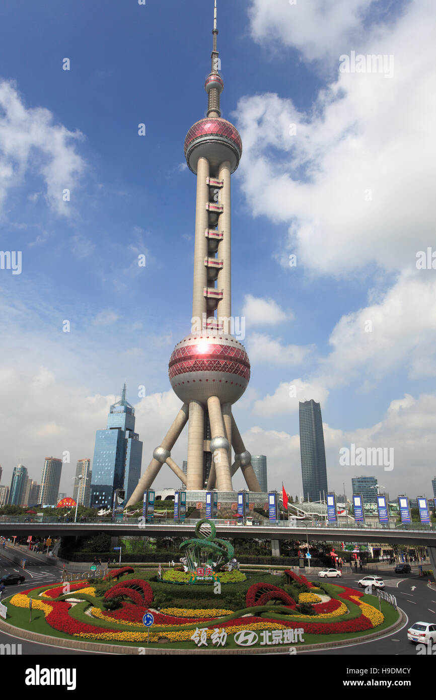 China, Shanghai Pudong, la Oriental Pearl Tower, Parque, Foto de stock