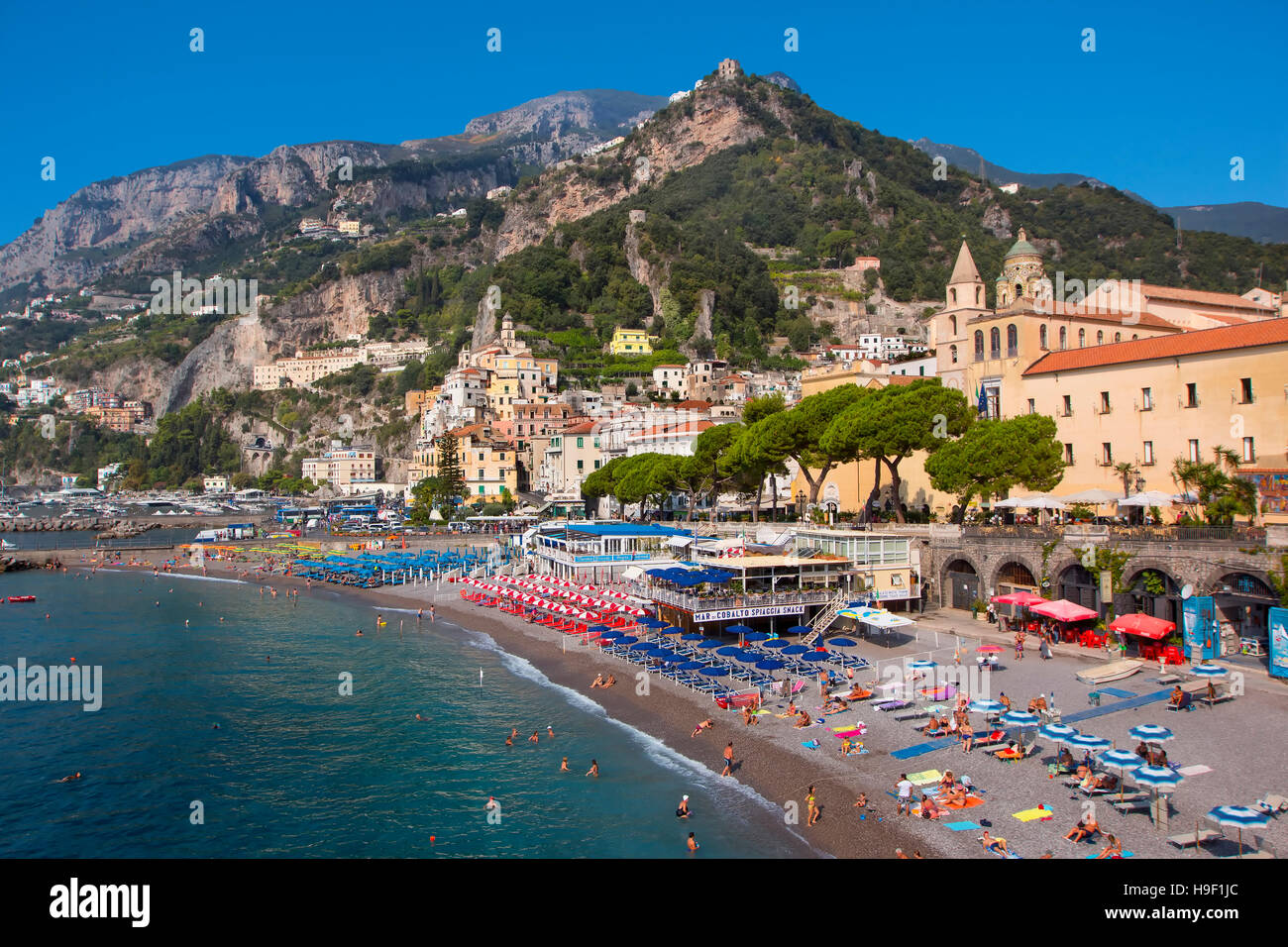 La playa de Amalfi, Campania, Italia Foto de stock