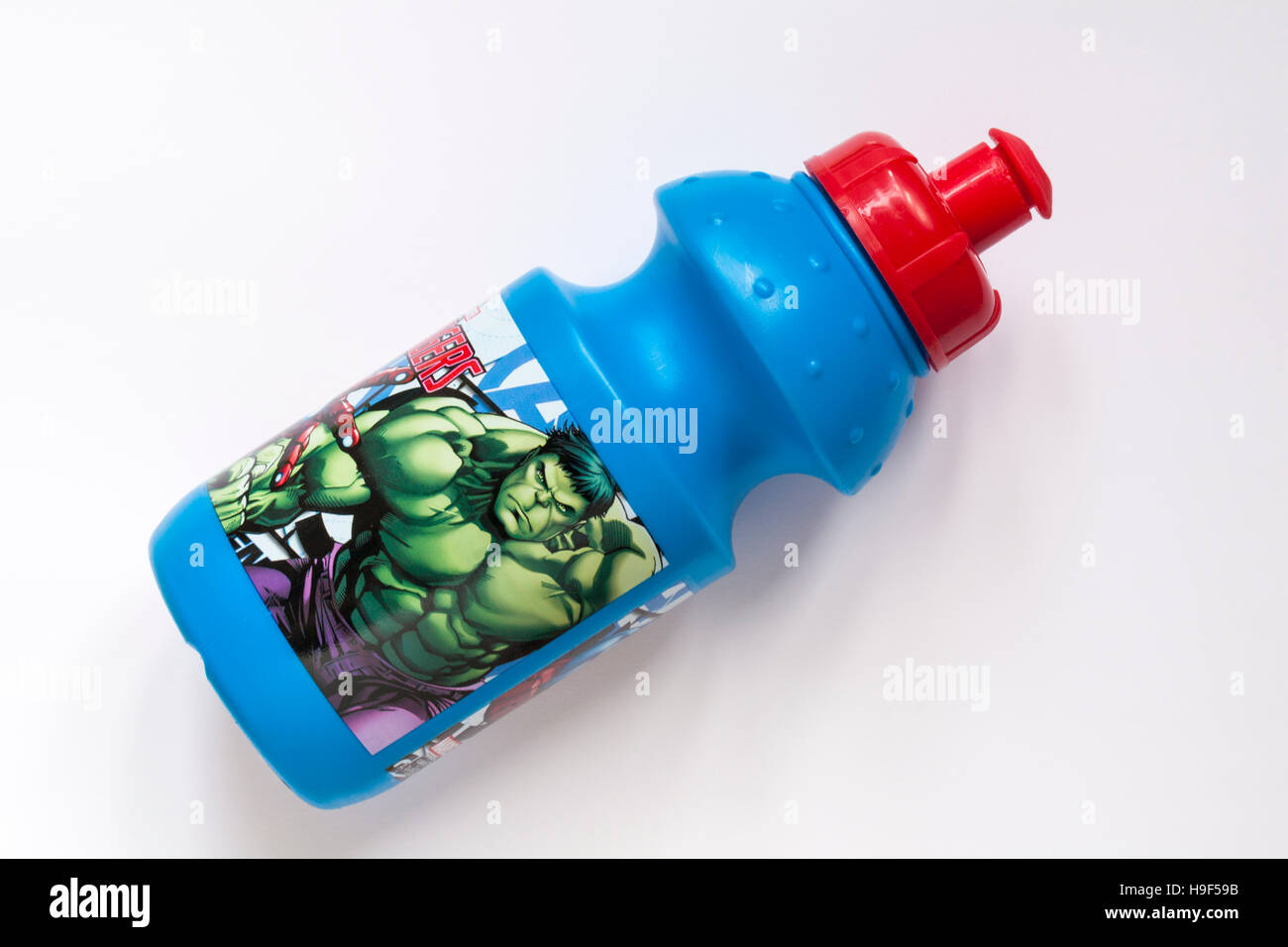Marvel Avengers del niño bebe botella aislado sobre fondo blanco - botella  para beber, botella bebidas Fotografía de stock - Alamy