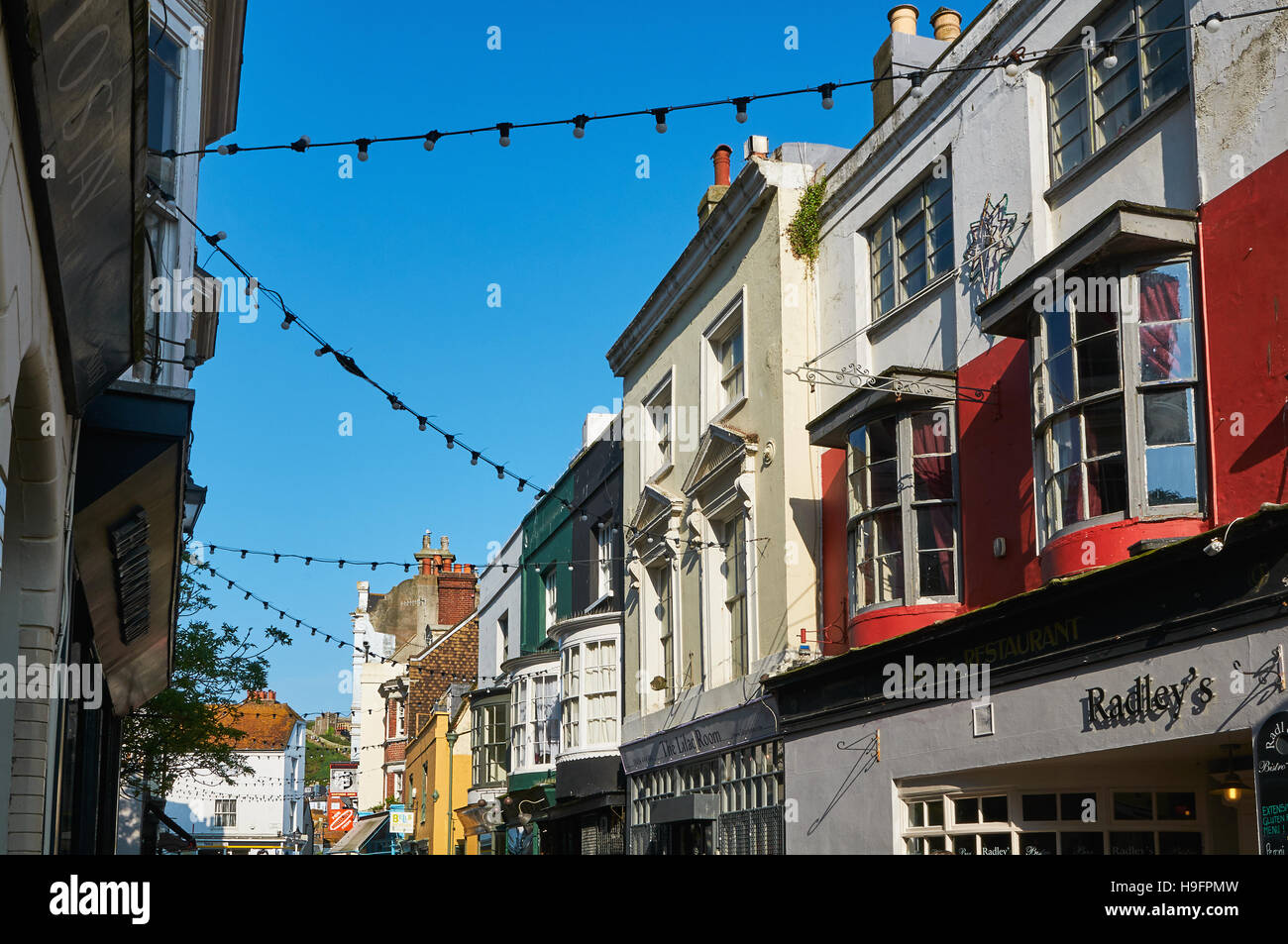 George Street, Hastings Old Town, East Sussex, Reino Unido Foto de stock
