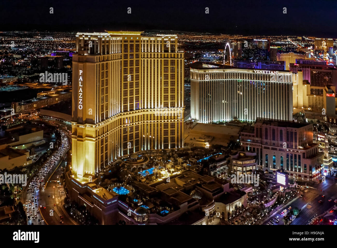 Vista aérea del y Palazzo hoteles del Strip, en Las Vegas