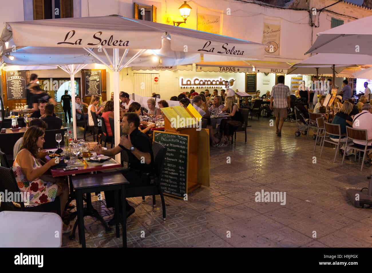 En España, las Islas Baleares, Ibiza, eivissa, restaurante Foto de stock
