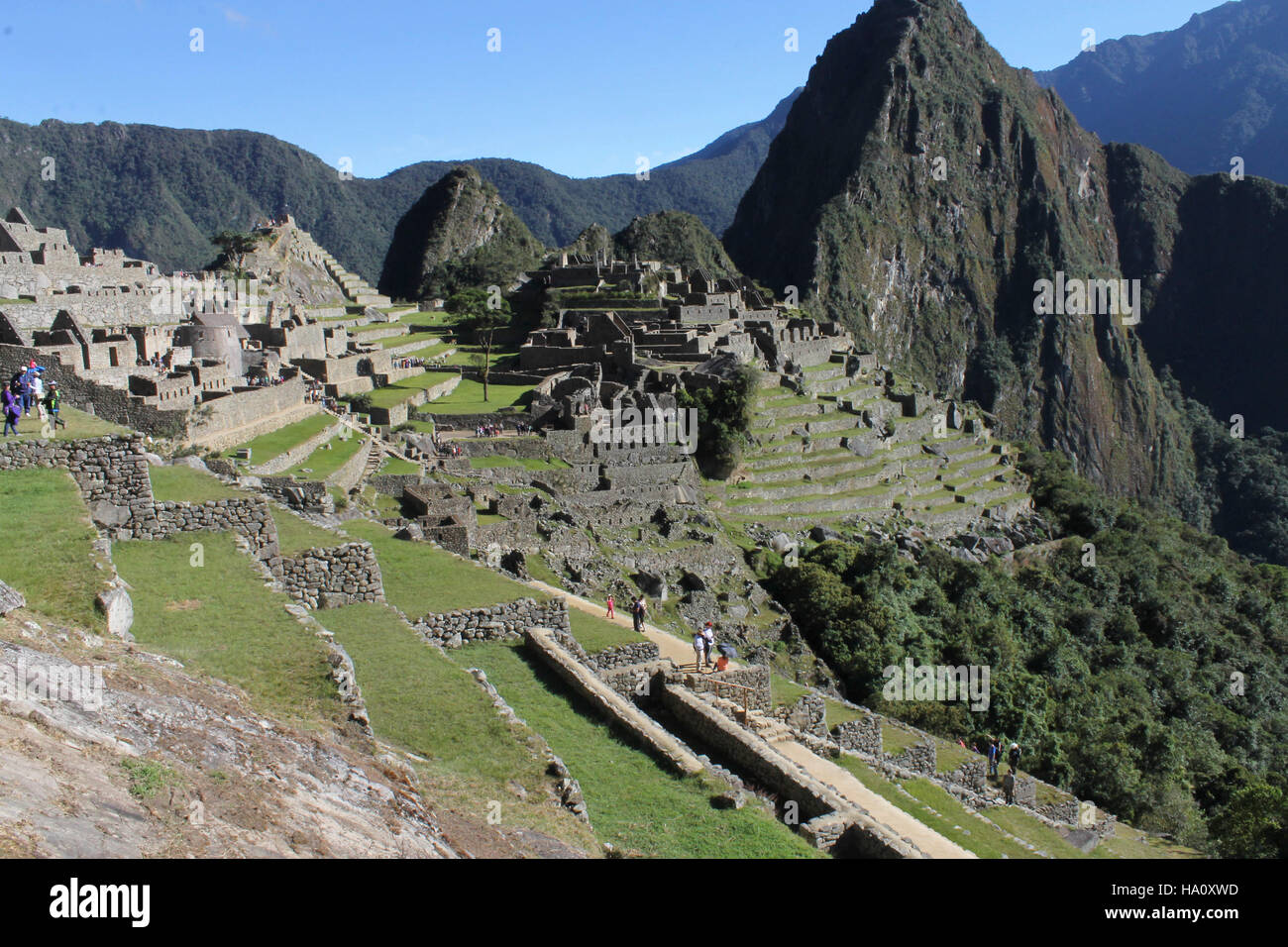 Vista panorámica de la ciudadela de Machu Picchu, la séptima maravilla del mundo, Perú Foto de stock