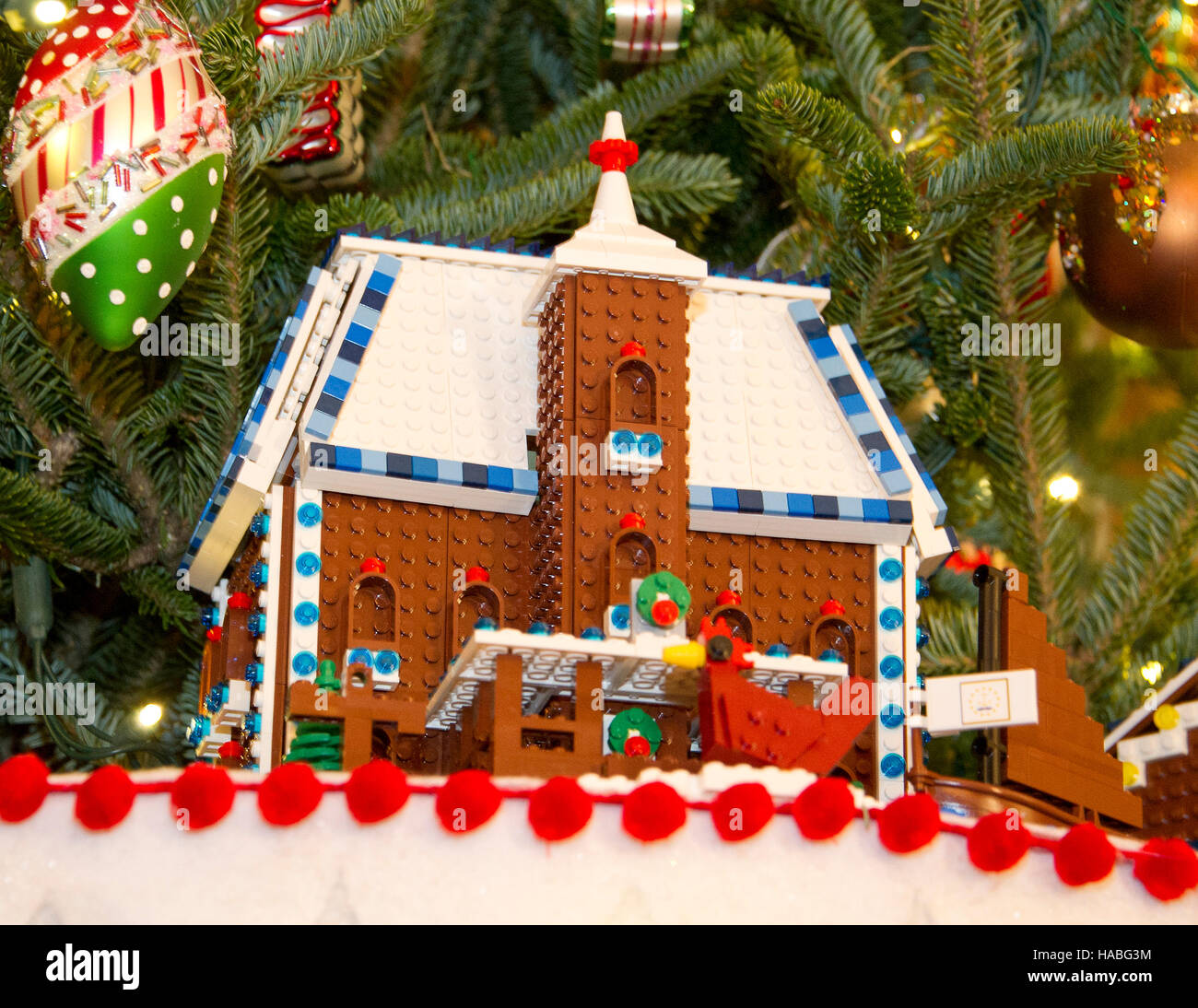 2016 La Casa Blanca se puede obtener una vista previa de las decoraciones de Navidad para la prensa en la Casa Blanca, en Washington, DC, el martes, 29 de noviembre de 2016. 2016 La Casa Blanca se puede obtener una vista previa de las decoraciones de Navidad para la prensa en la Casa Blanca, en Washington, DC, el martes, 29 de noviembre de 2016.