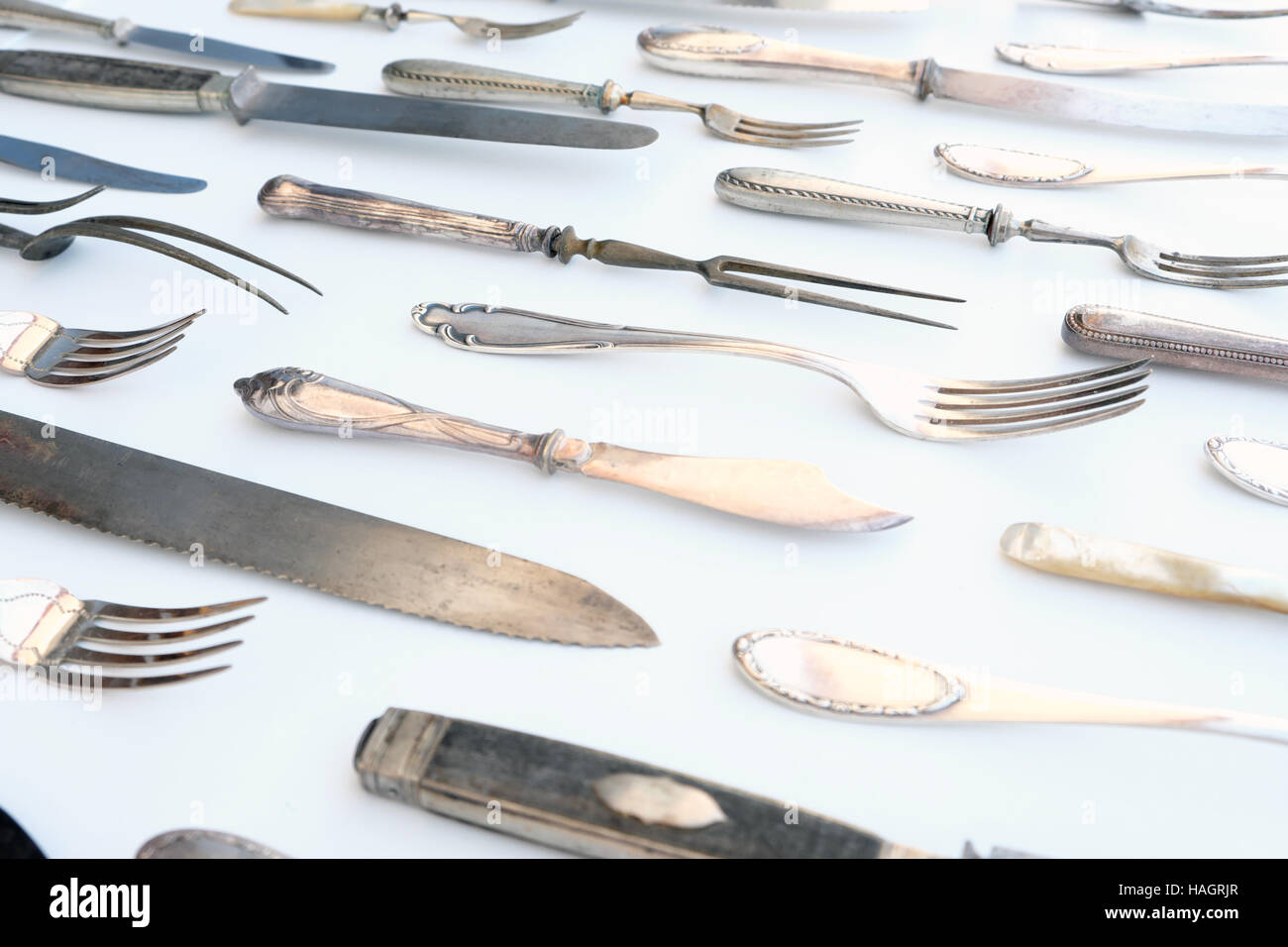 Cuchillo y tenedor patrón - vintage Hermoso vajilla, cubertería de plata Foto de stock