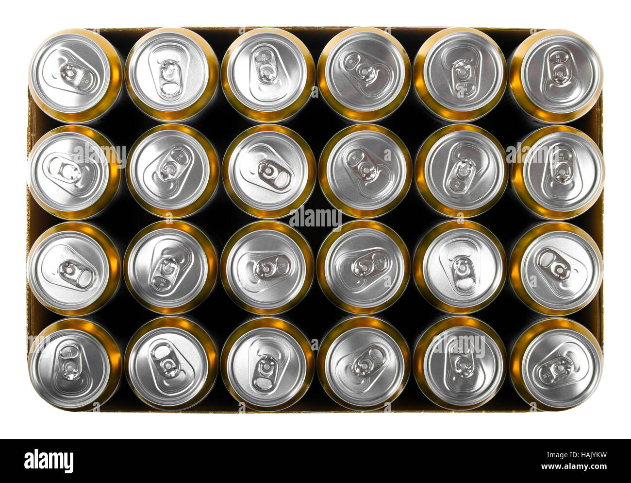 Caja de latas de cerveza aislado en blanco Foto de stock