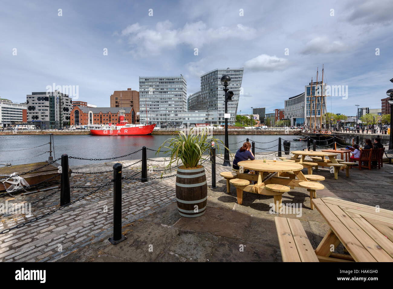 Liverpool Waterfront es un gran lugar para visitar, con un montón de cosas para hacer en un impresionante e icónica. Foto de stock