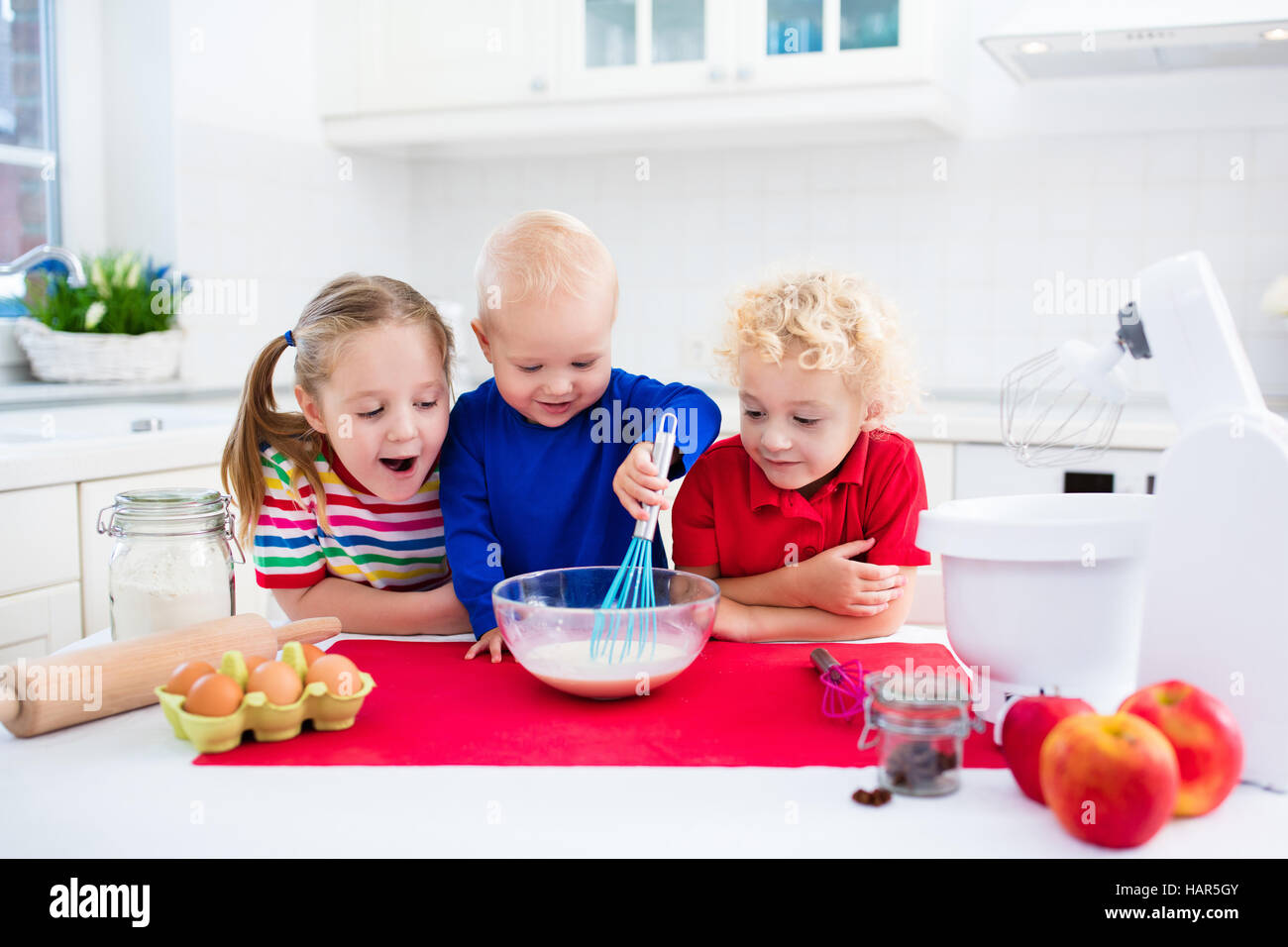 Cocina bebé mezcla de bebés pequeños chef rosa –