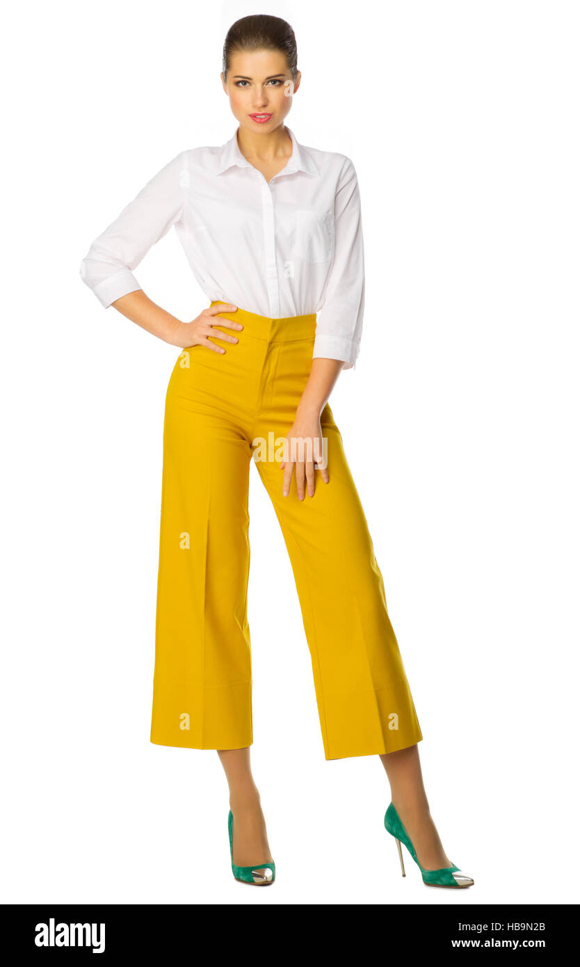 Pantalon amarillo fotografías e imágenes de alta resolución - Alamy