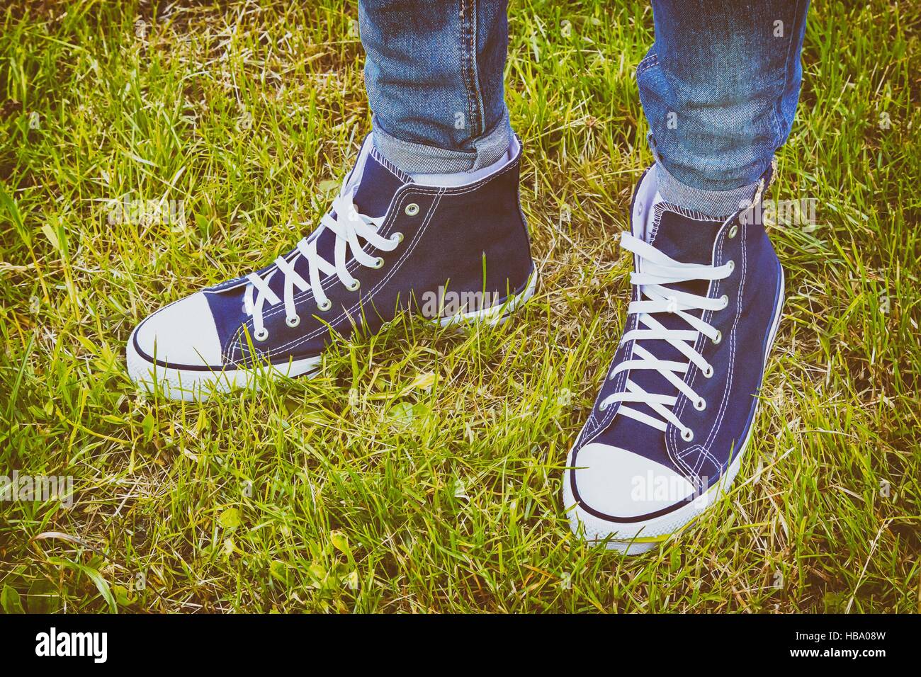 Par de zapatillas de deporte para hombre fotografías e imágenes de alta  resolución - Alamy