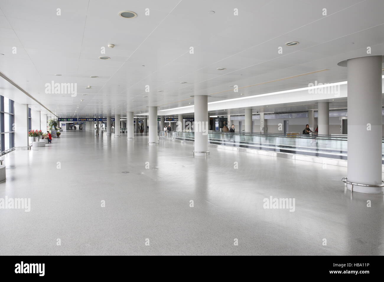 El aeropuerto Pudong de Shanghai China Foto de stock