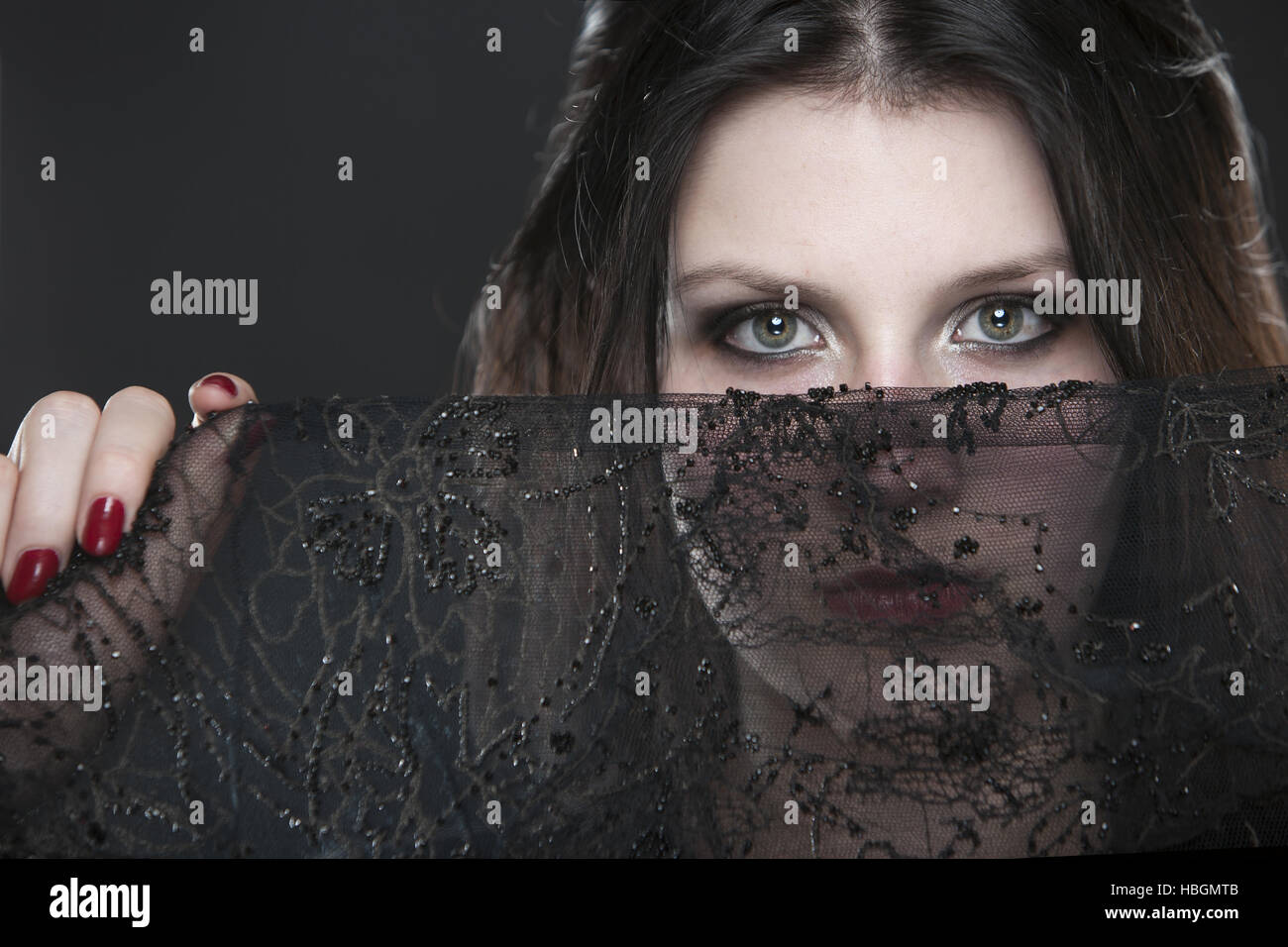 Velo negro fotografías e imágenes de alta resolución Alamy