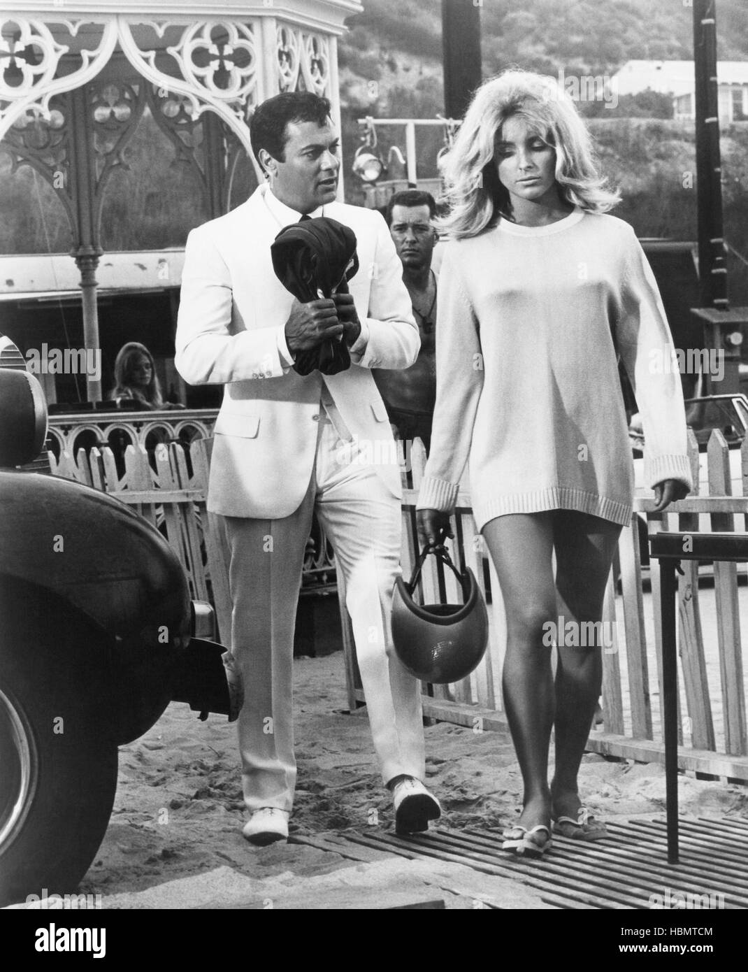 No hacer olas, Tony Curtis, Sharon Tate, 1967 Fotografía de stock - Alamy