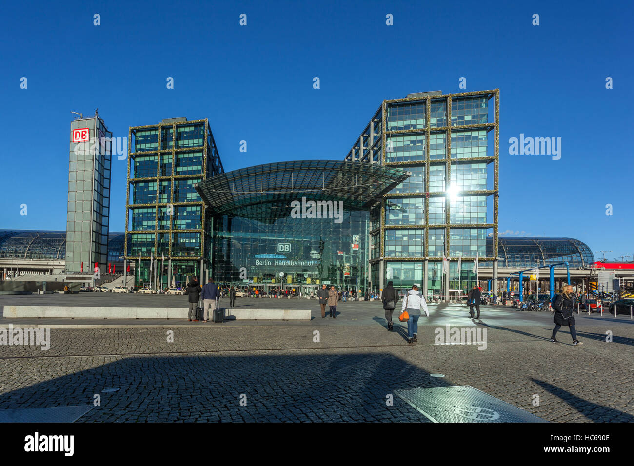 La estación principal de trenes, Hauptbahnhof Berlín, Alemania Foto de stock