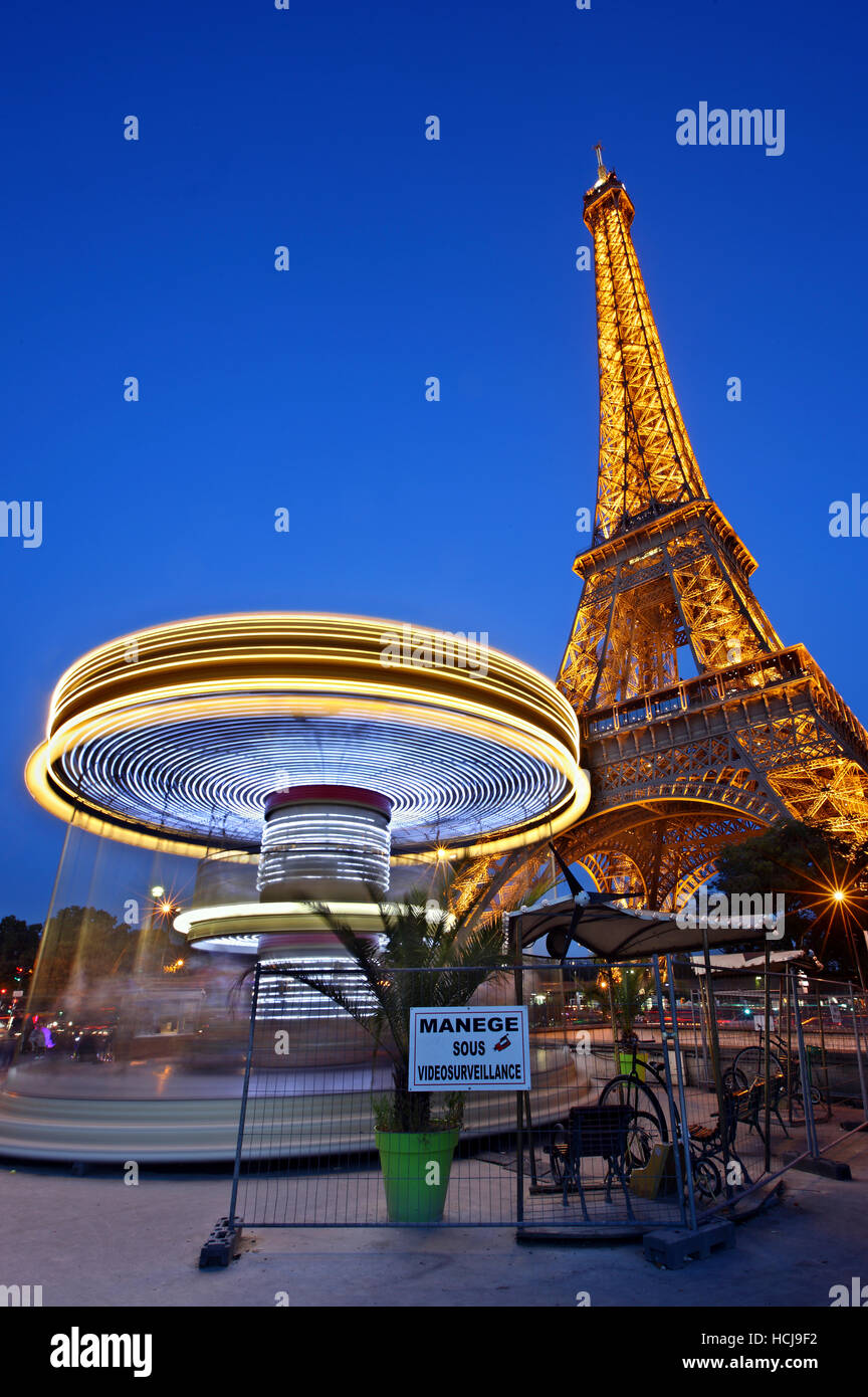 La Torre Eiffel, en París, Francia Foto de stock