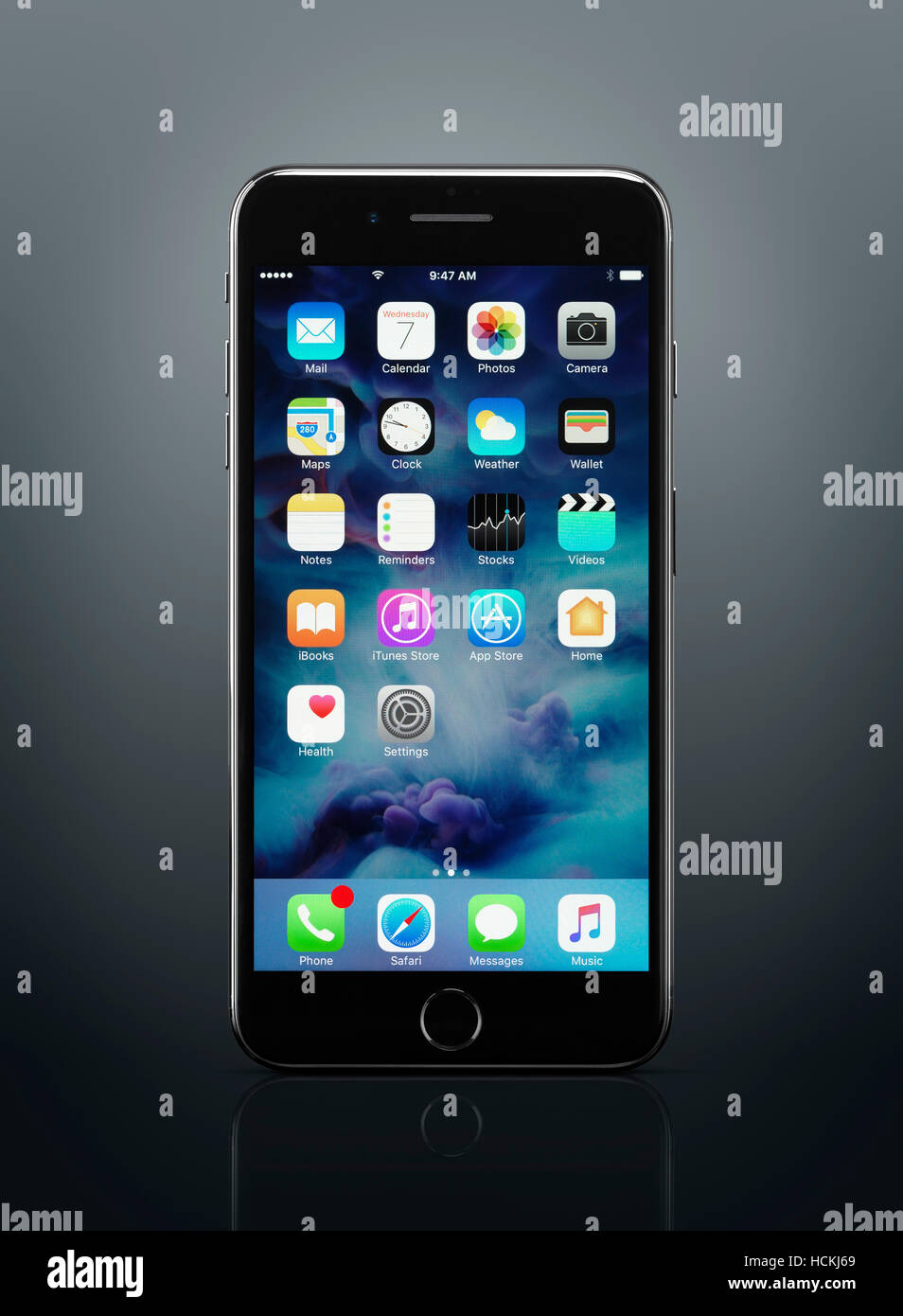 Iphone 7 plus fotografías e imágenes de alta resolución - Alamy