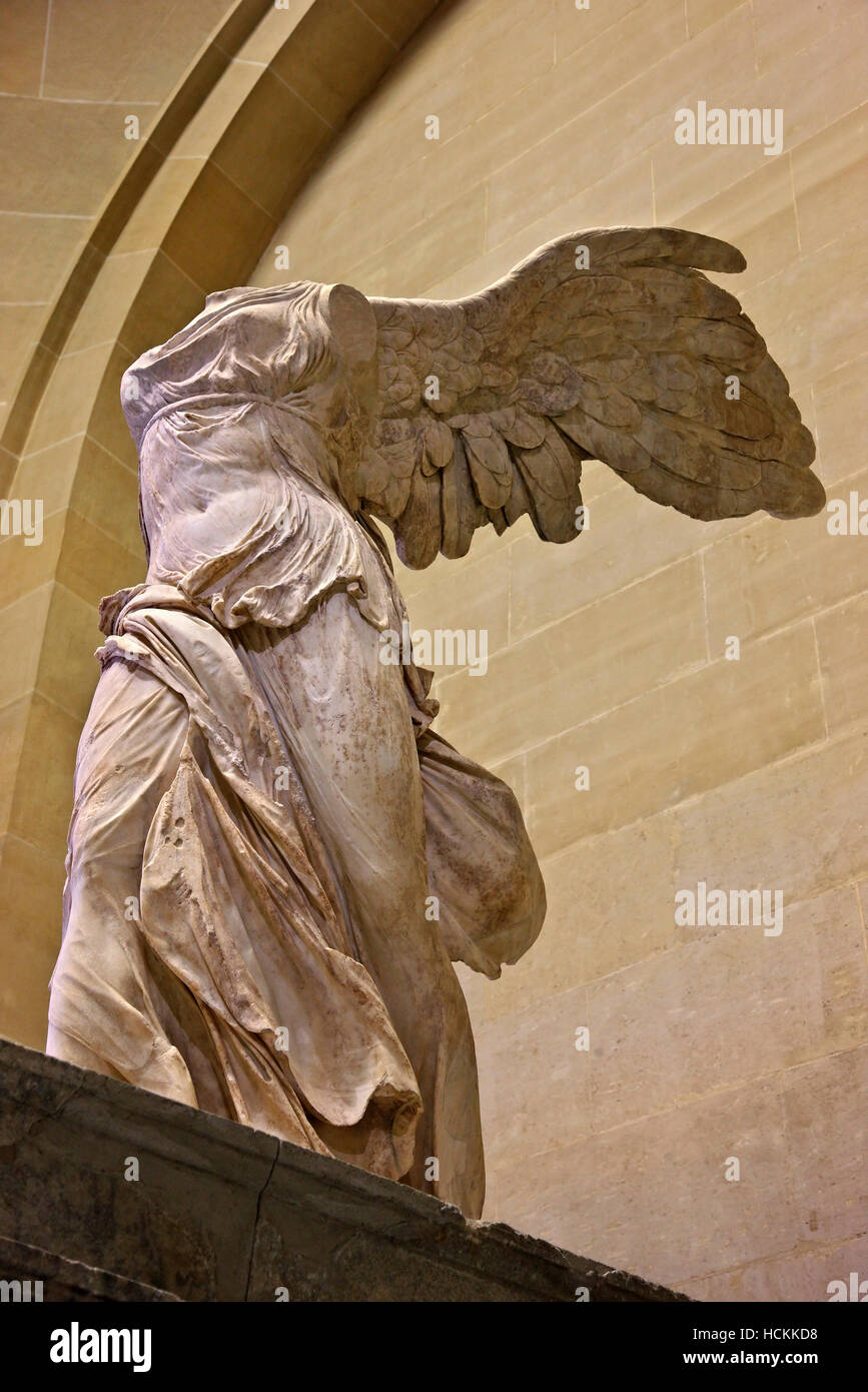 La 'Victoria de Samotracia ('Nike') de Samotracia', el museo del Louvre,  París, Francia Fotografía de stock - Alamy