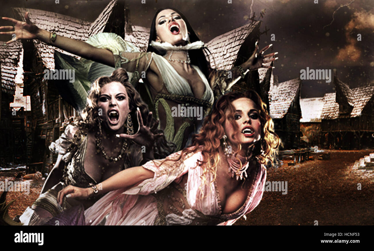 VAN HELSING, Elena Anaya, Silvia Colloca, Josie Maran, 2004, (c) Universal/cortesía Colección