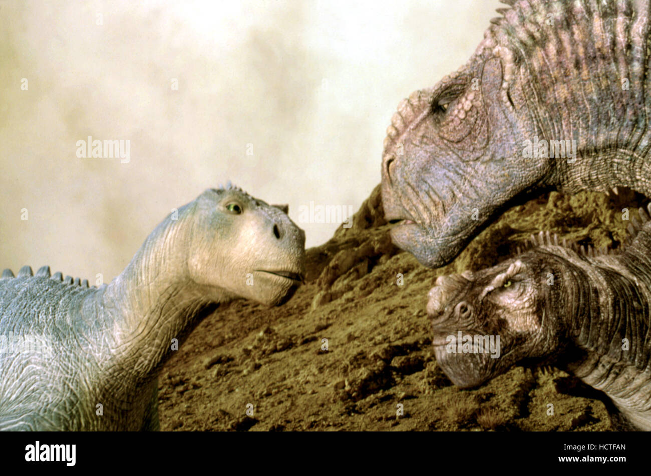 Dinosaurio, Aladar, Kron, Bruton, 2000, enojado enfrentamiento Fotografía de stock - Alamy Dinosaurio, Aladar, Kron, Bruton, 2000, enojado enfrentamiento Fotografía de stock - Alamy