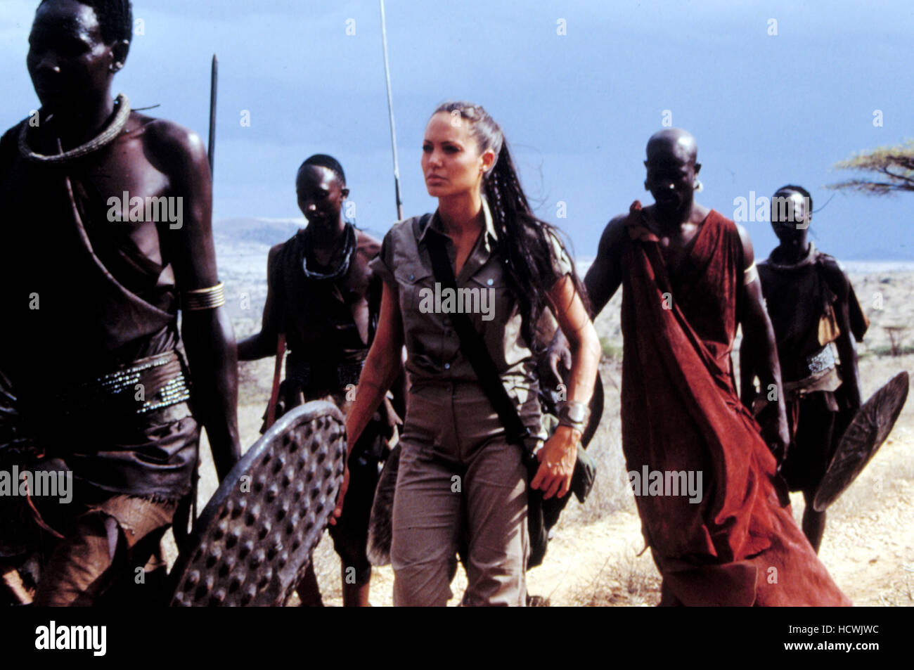 LARA CROFT TOMB RAIDER LA CUNA DE LA VIDA, Angelina Jolie, Djimon Hounsou, 2003, c) Paramount LARA CROFT TOMB RAIDER LA CUNA DE LA VIDA, Angelina Jolie, Djimon Hounsou, 2003, c) Paramount