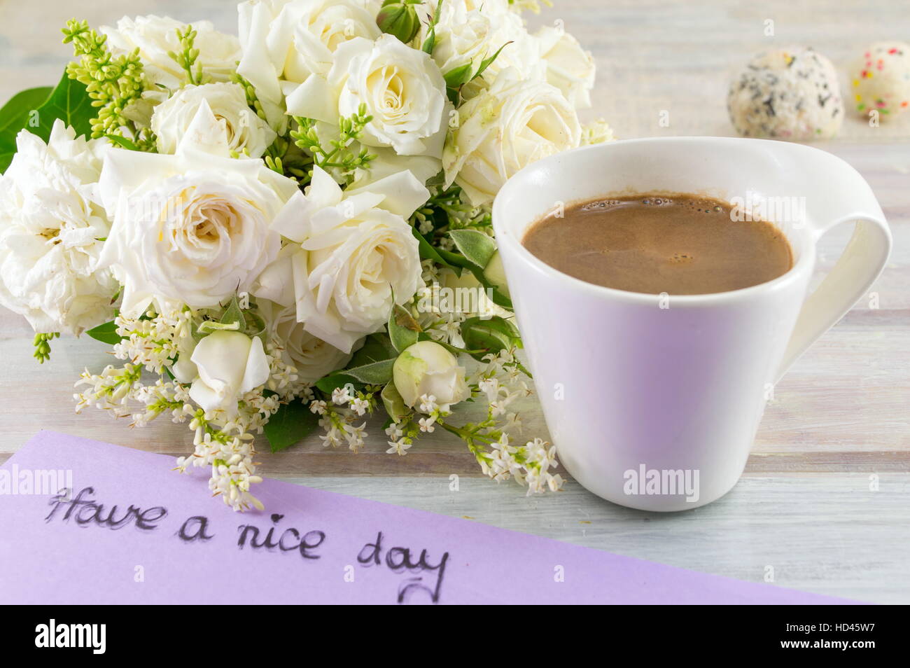 Tener una tarjeta de buen dia con flores fotografías e imágenes de alta resolución - Alamy Tener una tarjeta de buen dia con flores fotografías e imágenes de alta resolución - Alamy