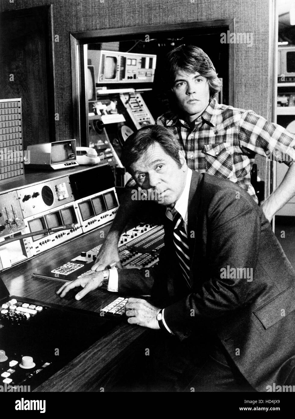 Un móvil, desde la izquierda: Jackie Cooper, Mark Wheeler, 1975 Fotografía  de stock - Alamy