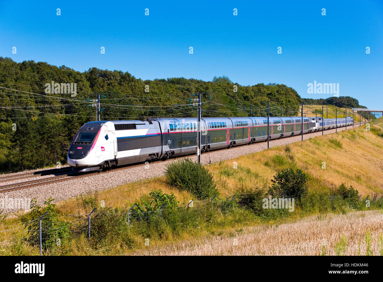 TGV Lyria en Borgoña. Tren de alta velocidad de Francia a Suiza Foto de stock