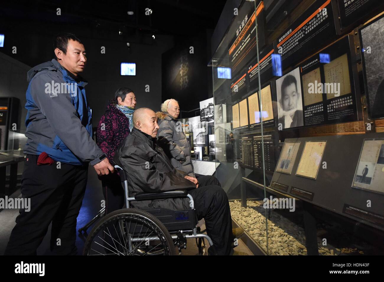 Padre de la guerra química fotografías e imágenes de alta resolución - Alamy