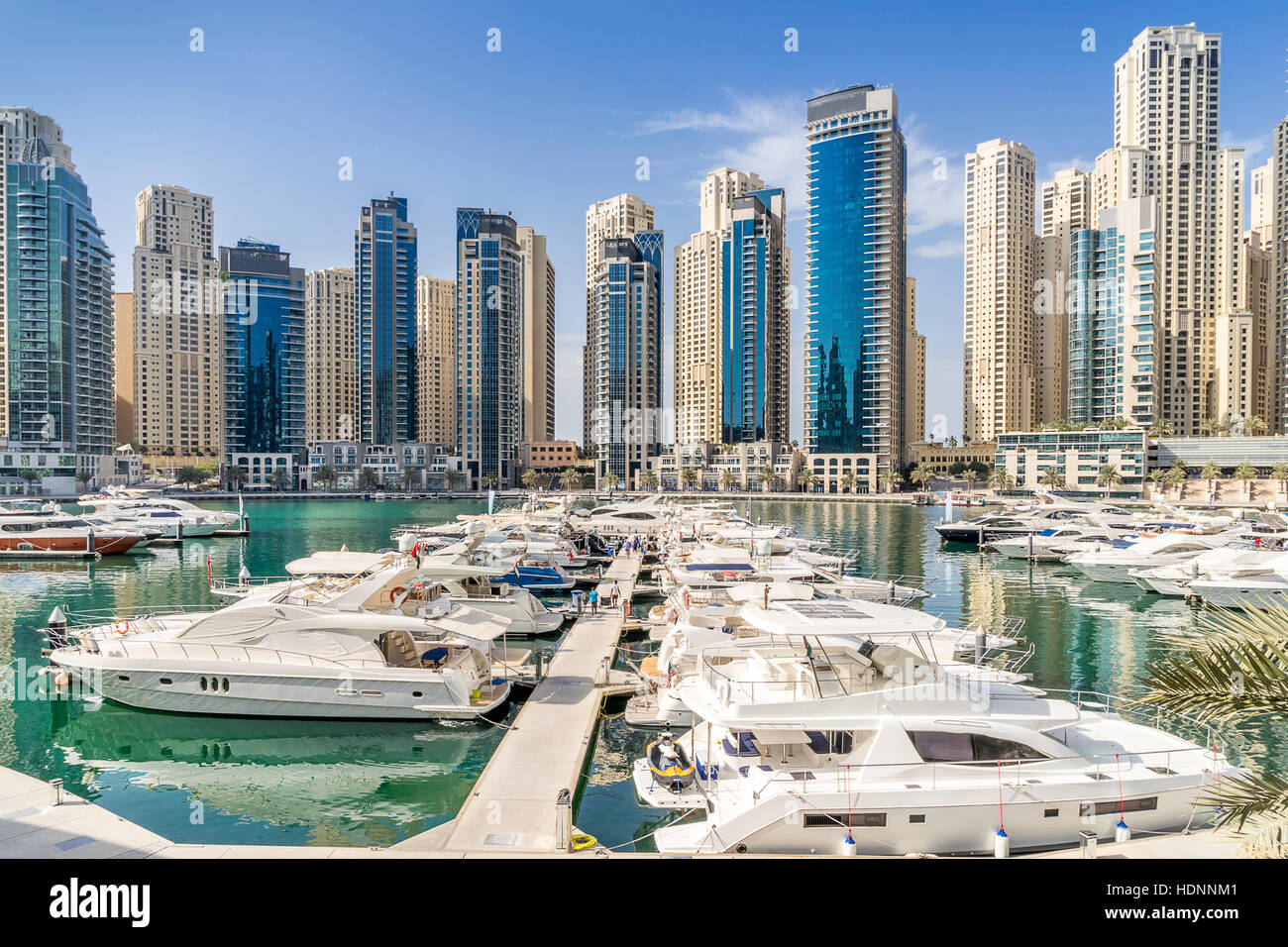Puerto deportivo de Dubai en los Emiratos Árabes Unidos Fotografía de stock  - Alamy