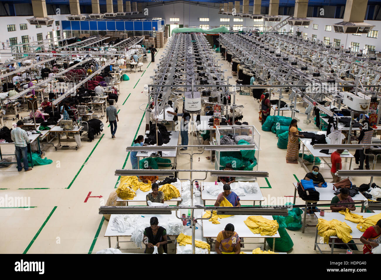 Clothing factory india fotografías e imágenes de alta resolución - Alamy