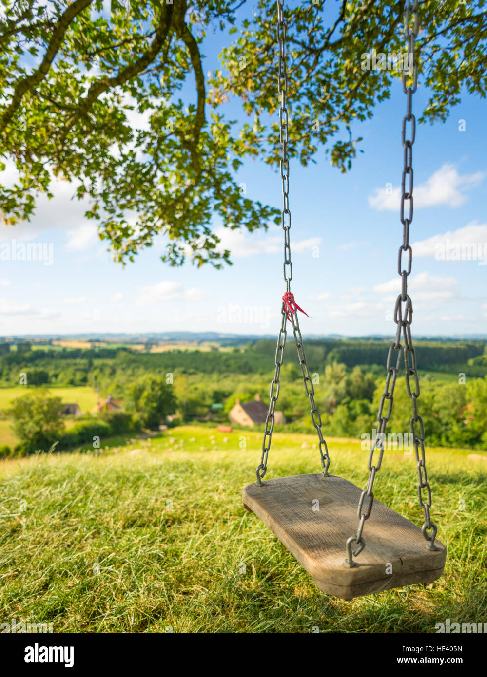 Swing antiguo por burrow hill cider farm, Somerset, Inglaterra. Foto de stock