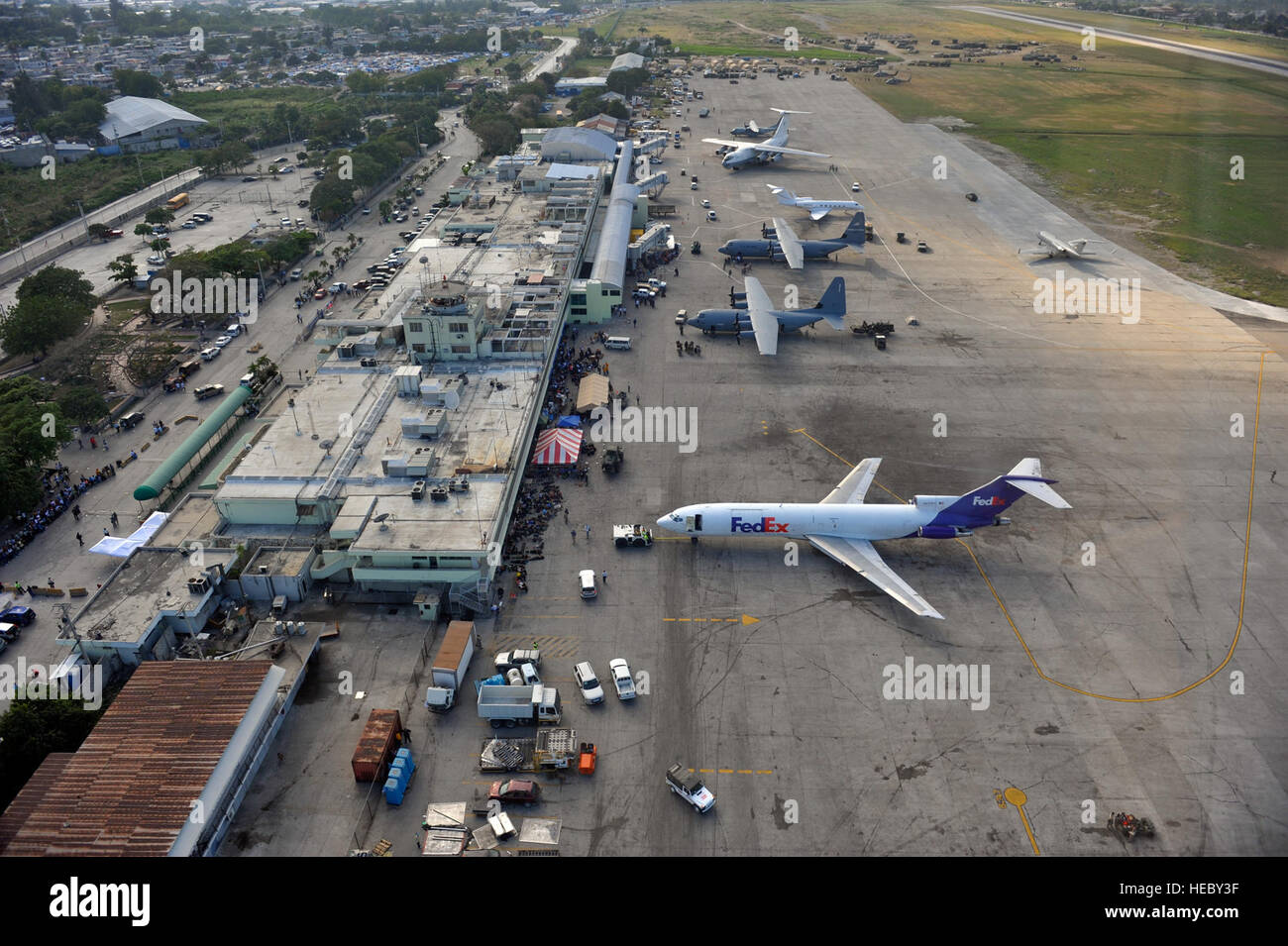 Aeropuerto internacional de toussaint louverture fotografías e imágenes de  alta resolución - Alamy